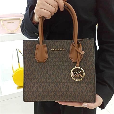 Túi xách Michael Kors chính hãng, Giá tốt, Mua ngay 